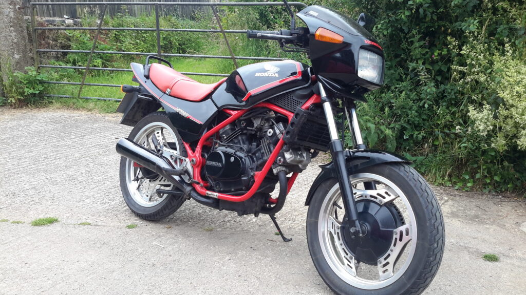 honda vt250f motorcycle