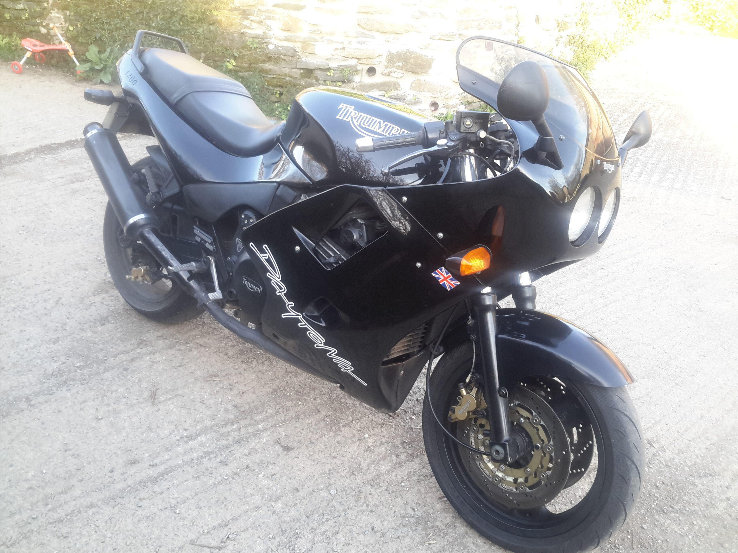 triumph daytona 1200 in black - motorcycle delivery liskeard