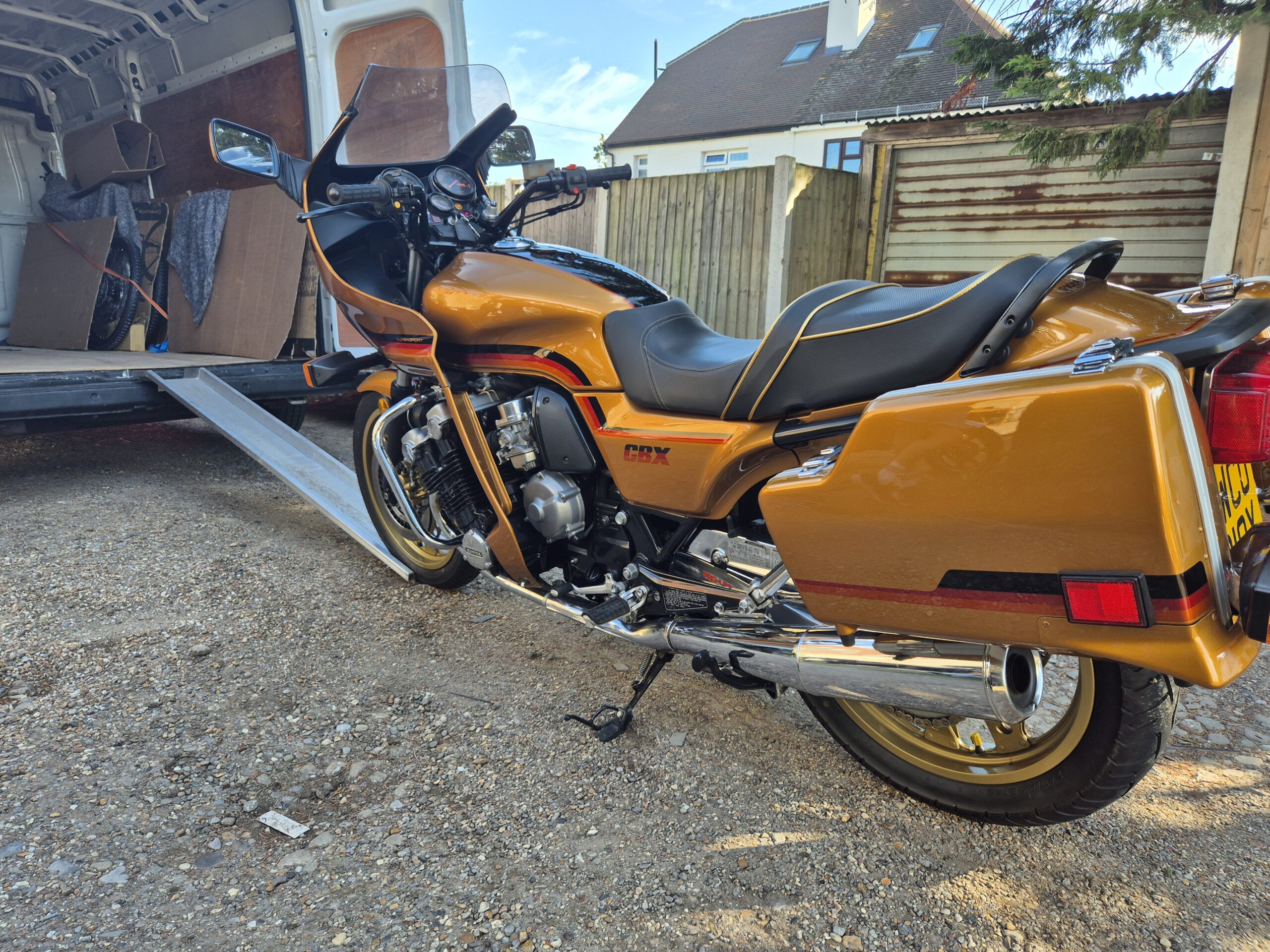 a vintage honda cbx1000 - auction delivery motorcycle transport service